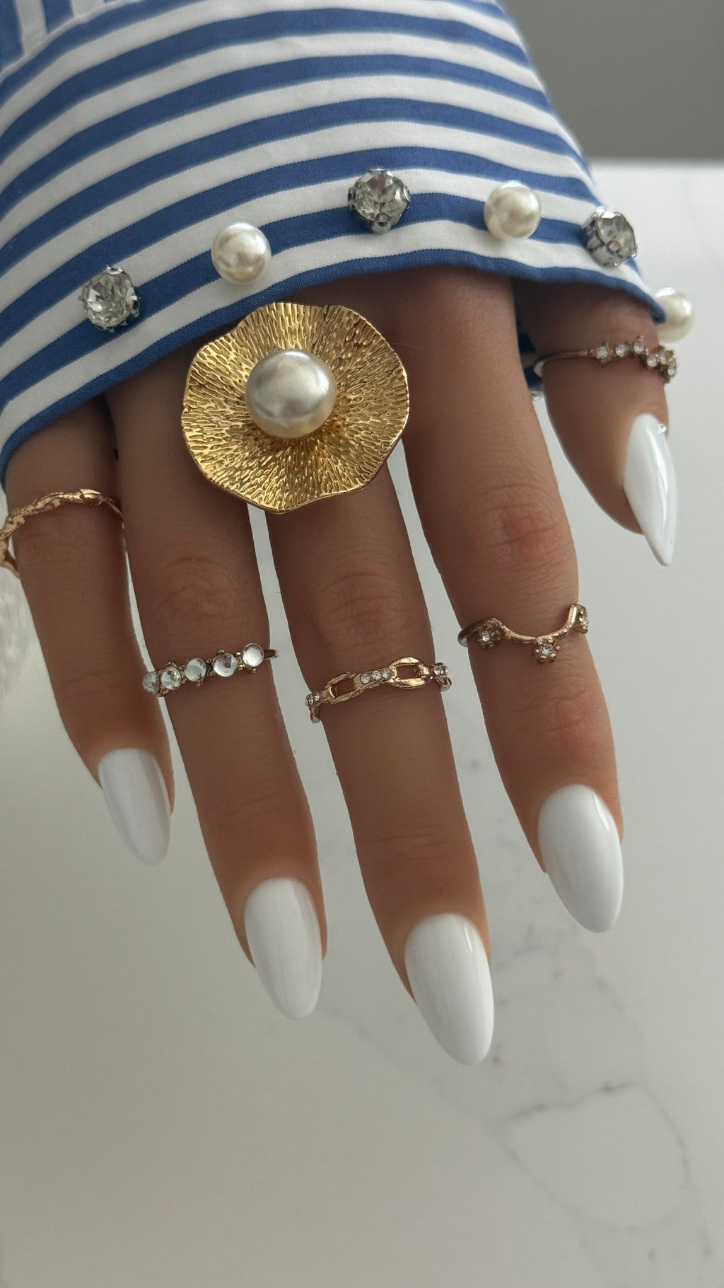 🤍 Alba #C001 — Handmade Press-On Nails