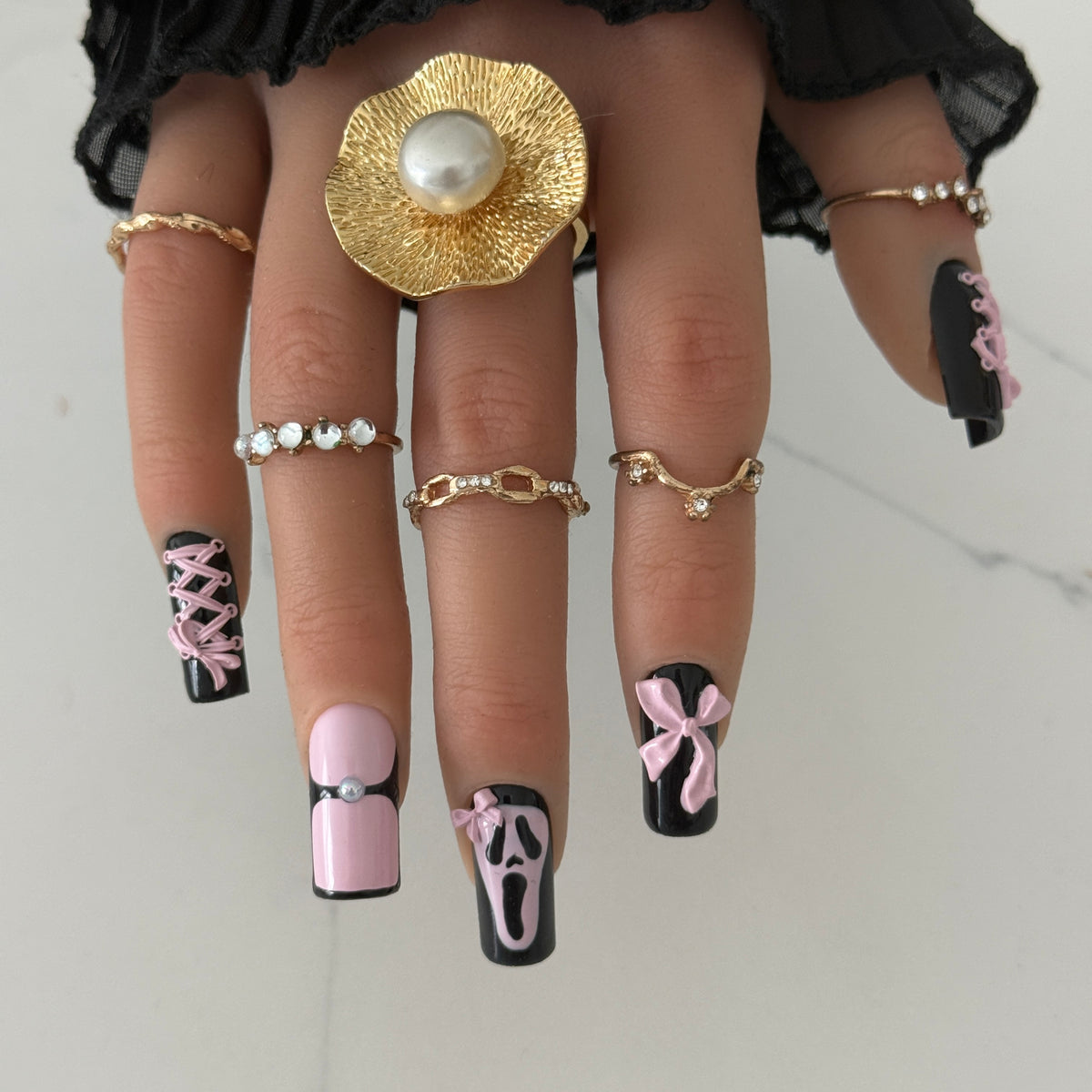 🎀 Dulce Terror — Handmade Press-On Nails