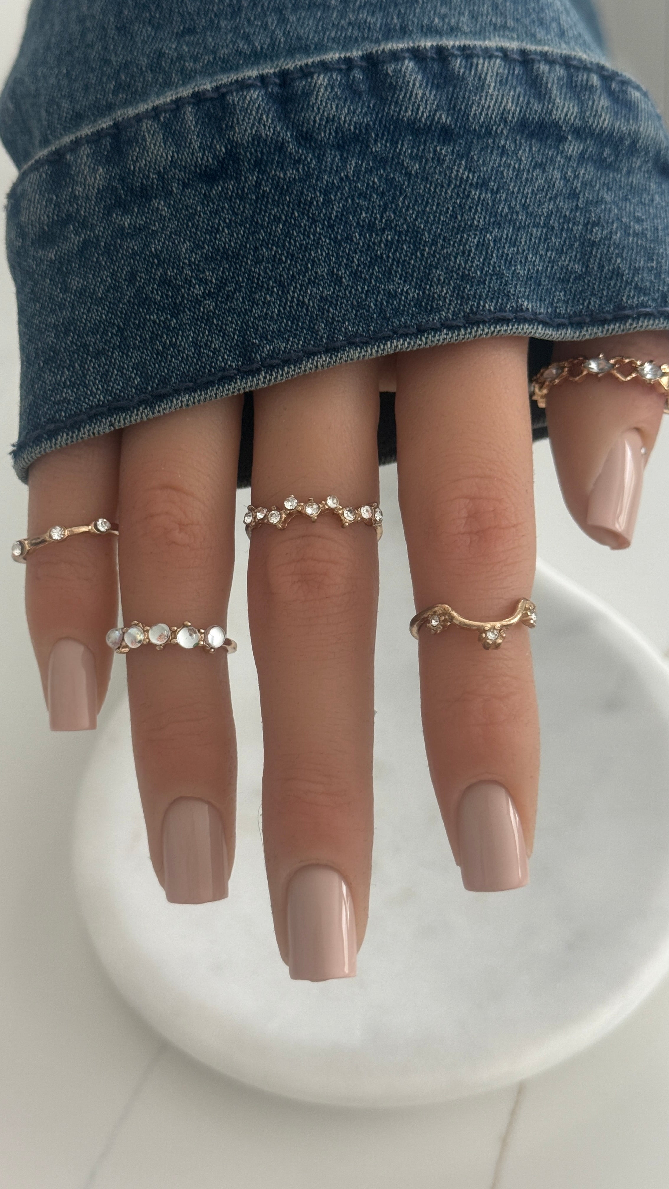 Latte Chic – Warm Nude