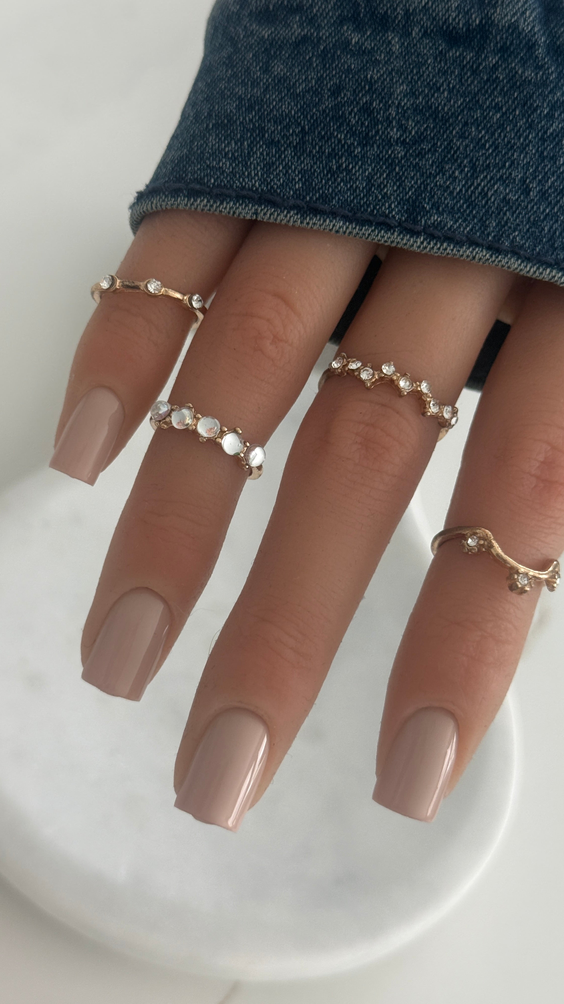 Latte Chic – Warm Nude