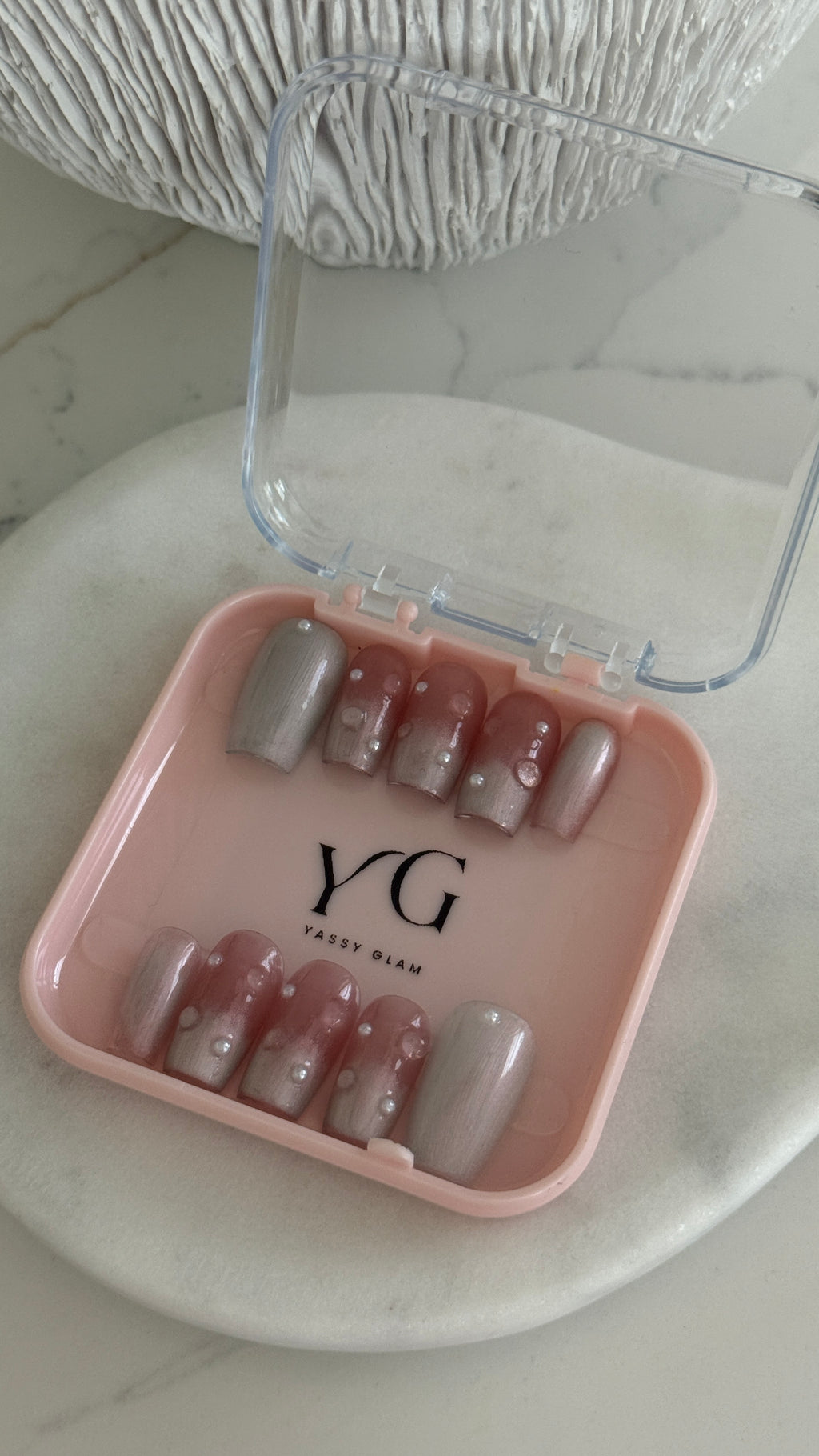 Dewy Blush – Glass Effect