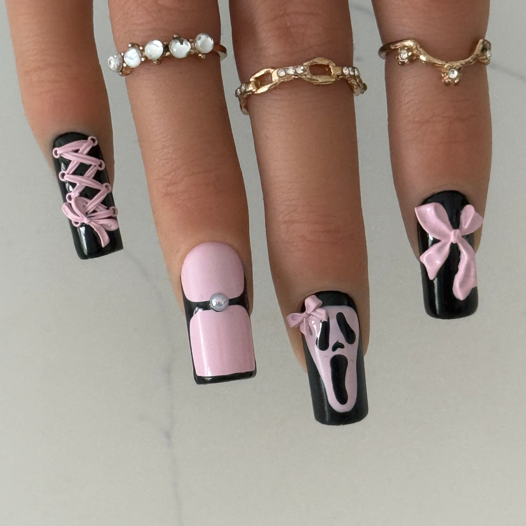 🎀 Dulce Terror — Handmade Press-On Nails