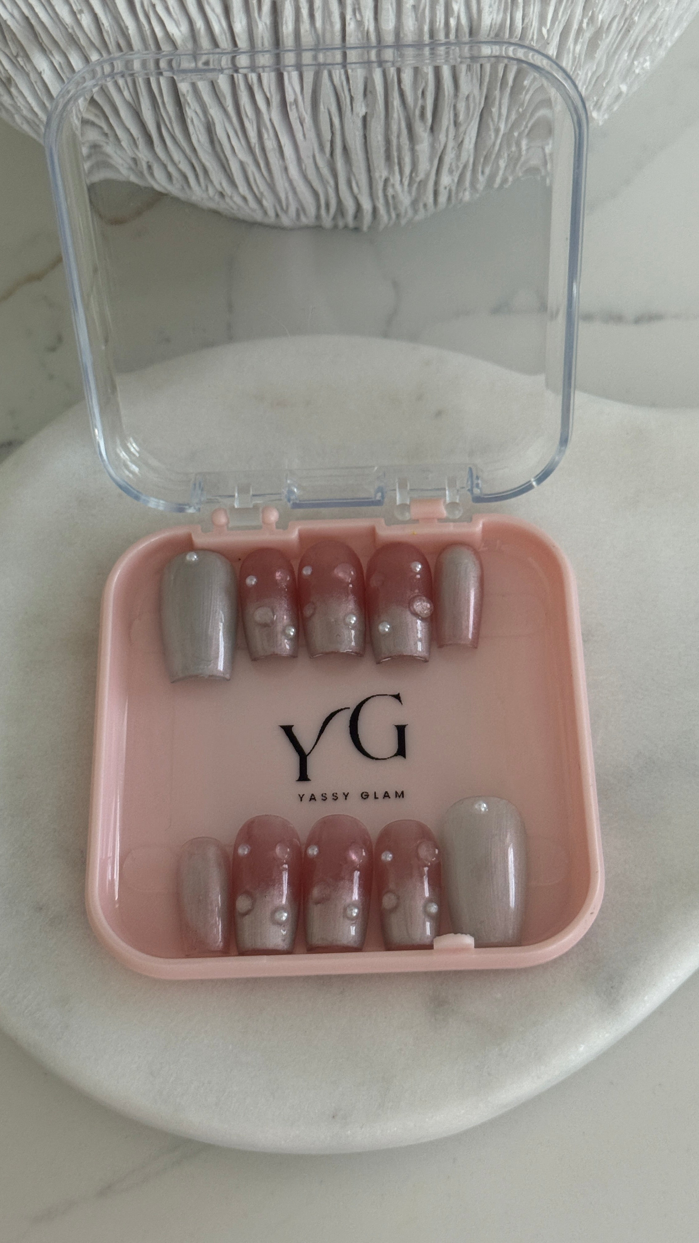 Dewy Blush – Glass Effect